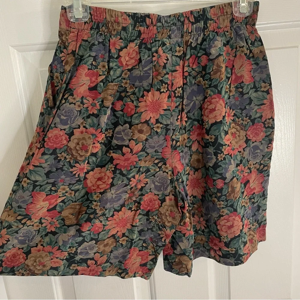 Judy Knapp Floral Women's Shorts Rayon Blend With Pockets Size Medium